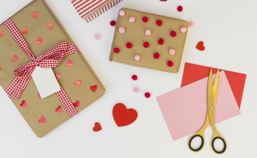 gift-boxes-with-red-paper-hearts.jpg